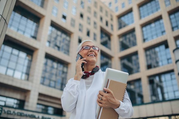 Enceintes avec assistant vocal : guide complet